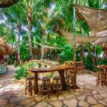 Guanabanas Restaurant