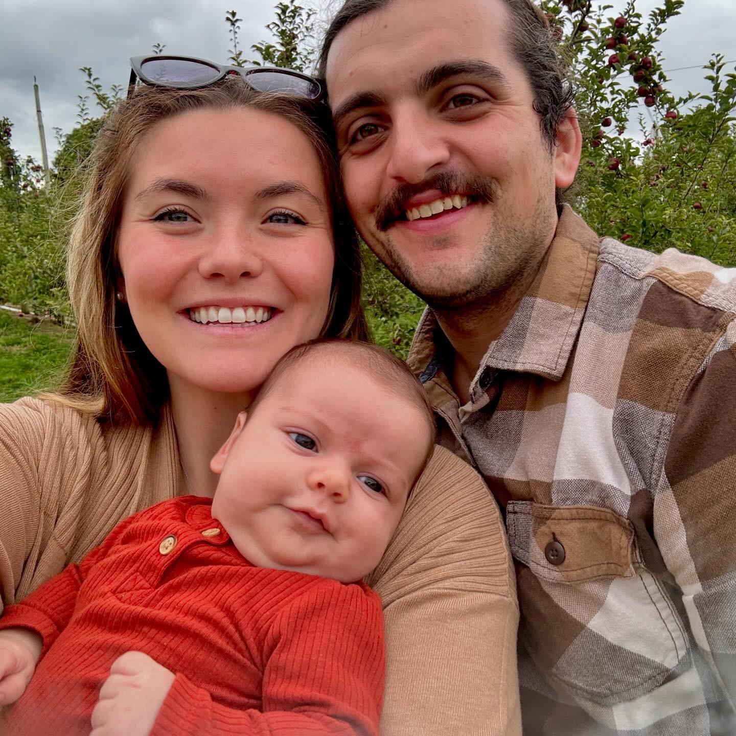 First time apple picking with Lucca!
09/25/2024