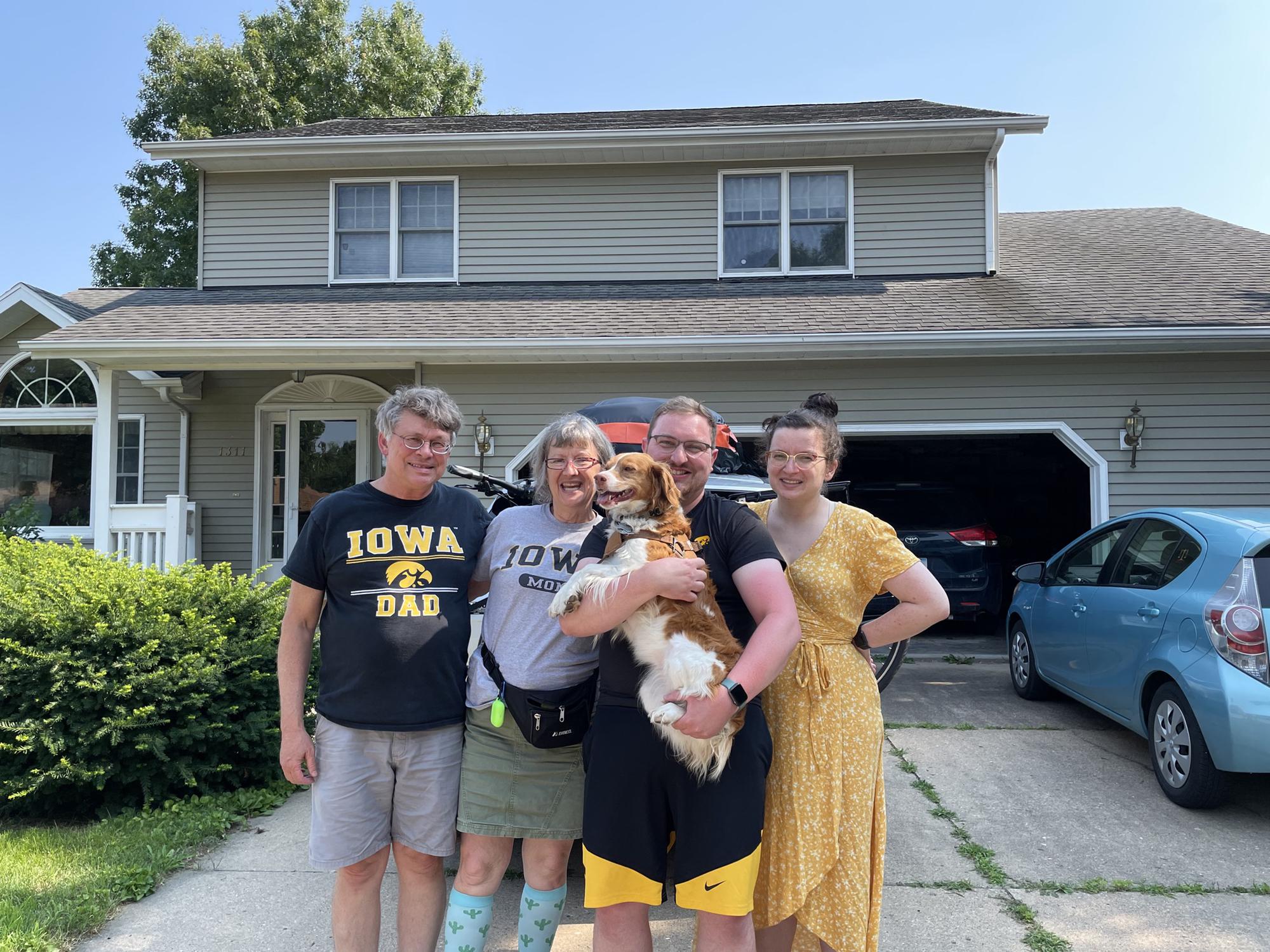 Goeckner Family (plus Faith)