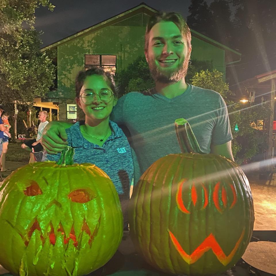 Halloween 2023 - pumpkin carving / decorando calabazas