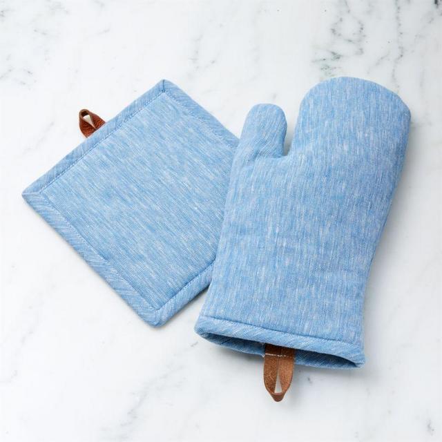 Chambray Blue Oven Mitt and Pot Holder