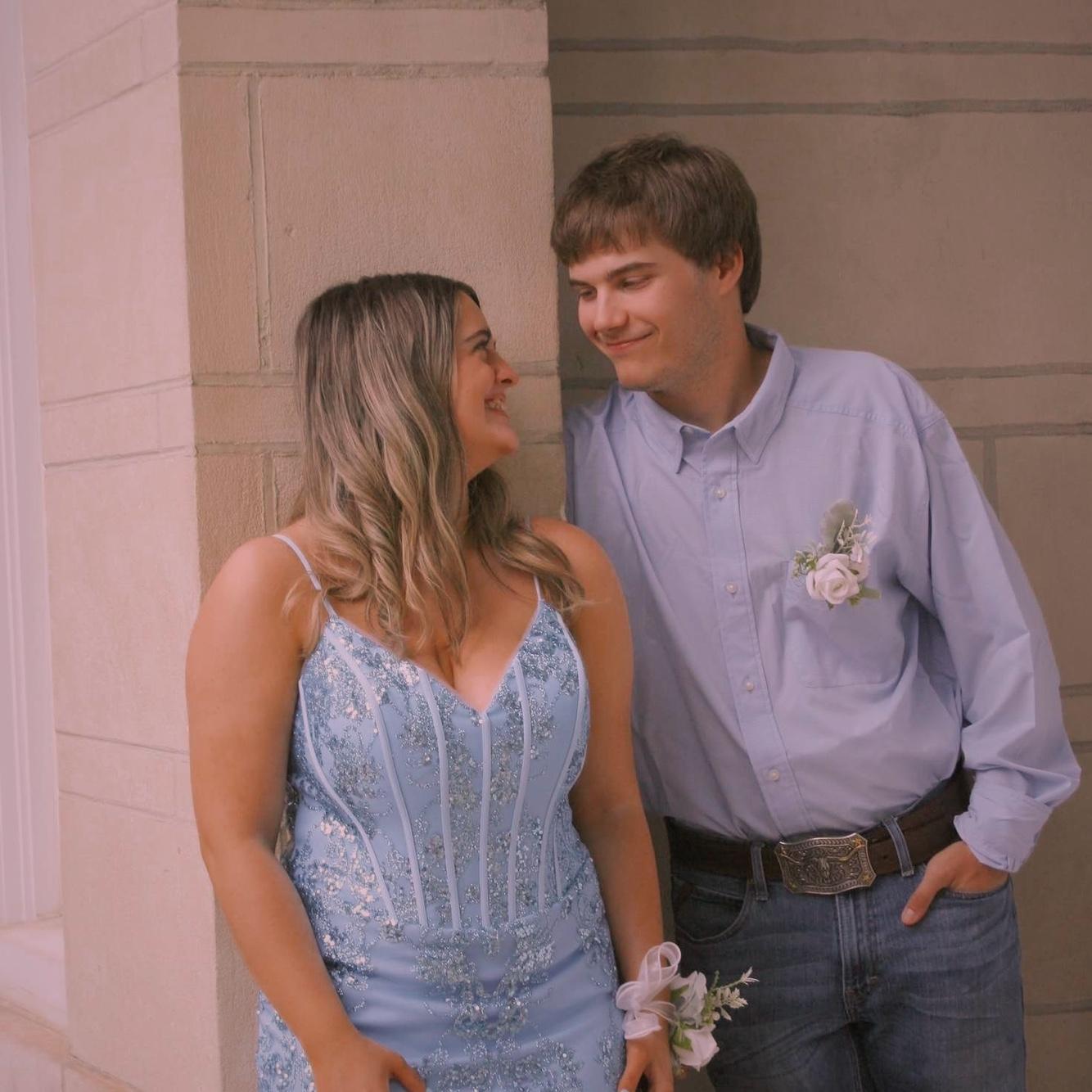 Nicole and Curtis's favorite pic from her senior prom