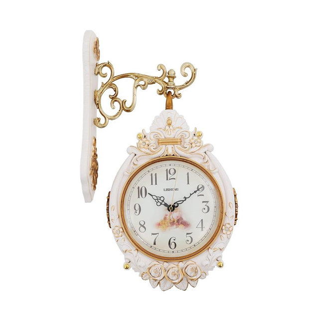 QIUTMER Retro Double Sided Wall Clock, Metal Vintage Style Wall Clock, 11.8" x 4.7" x 21.2" 360 Degree Rotate Antique Wall Wall-Mounted Clock Living Room Bedroom Kitchen Cafes Hotels