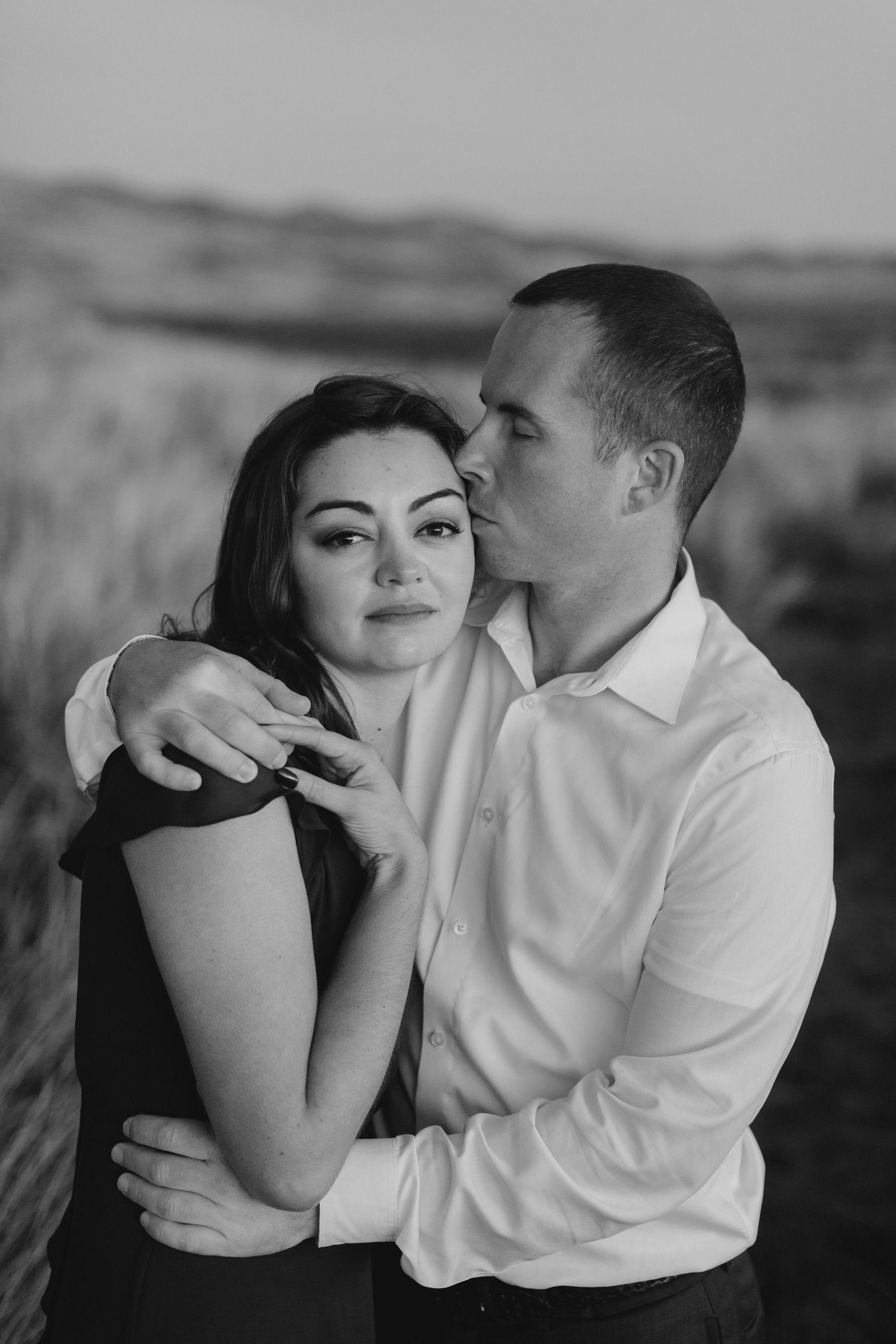 The Wedding Website of Rebecca Holm and Ross Sobierajski