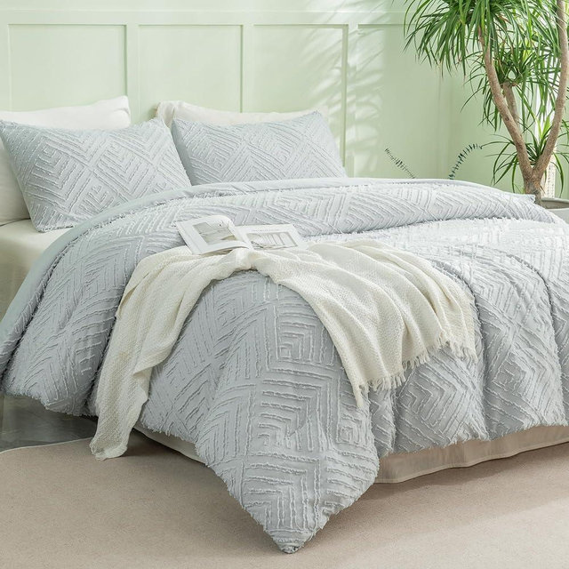 Andency Light Grey King Size Comforter Set, 3 Pieces Boho Bedding Set & Collections, Farmhouse Tufted Fluffy Bedding Comforter Sets for King Bed (1 Comforter 104x90In, 2 Pillowcases)