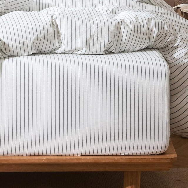 MooMee Stripes Fitted Bottom Sheet Only 100% Washed Cotton Linen Like Textured Breathable Durable Soft Comfy Deep Pocket (White Heathered Green Wide Stripes, King)
