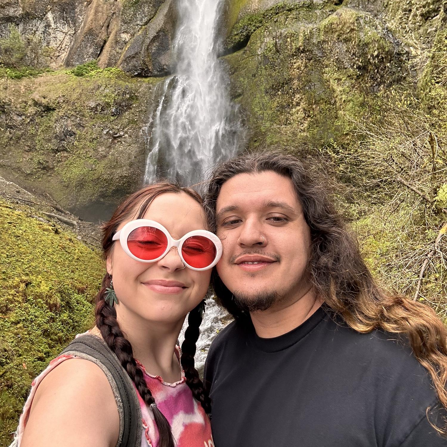 Hiking Multnomah Falls 4/20/24