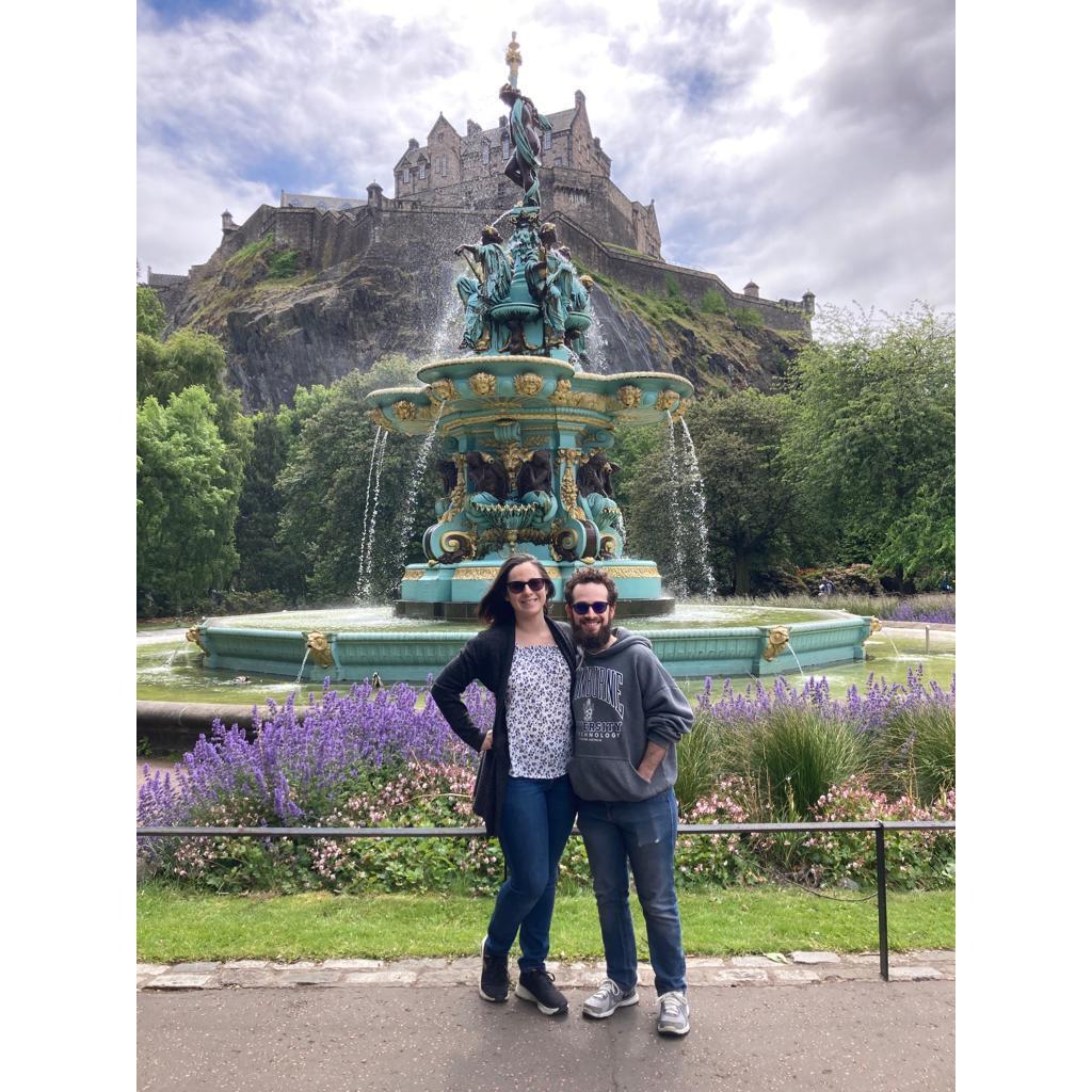 Exploring Edinburgh (2022)