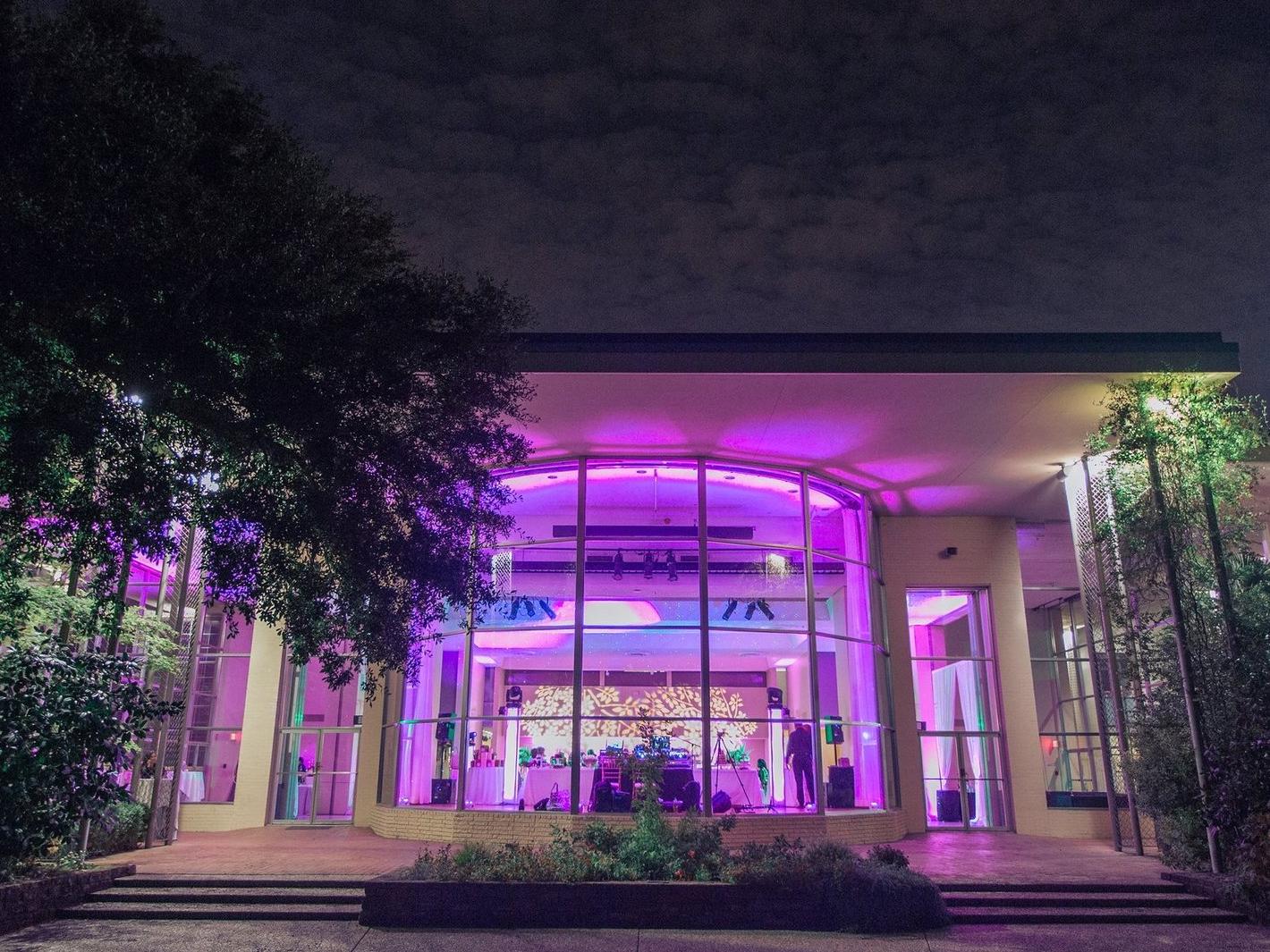 The Wedding Website of Briana Foreman and Keyon Williams