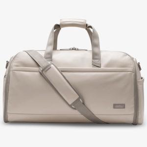 The Premium Garment Duffel 45L - Ivory