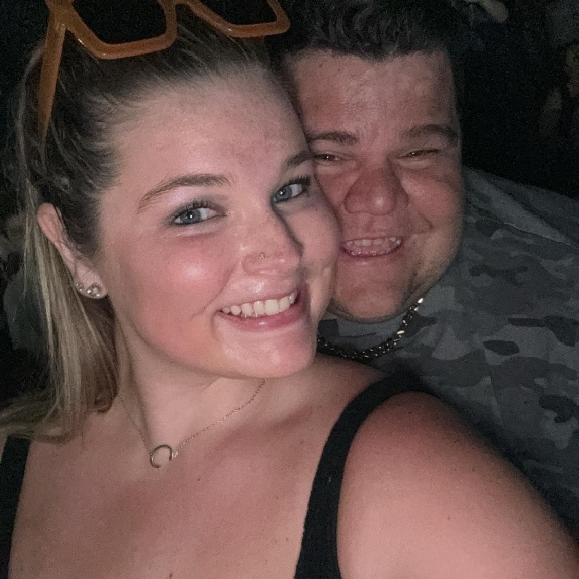 Our first concert, "im on fireballllll" Pitbull babyyyyyy