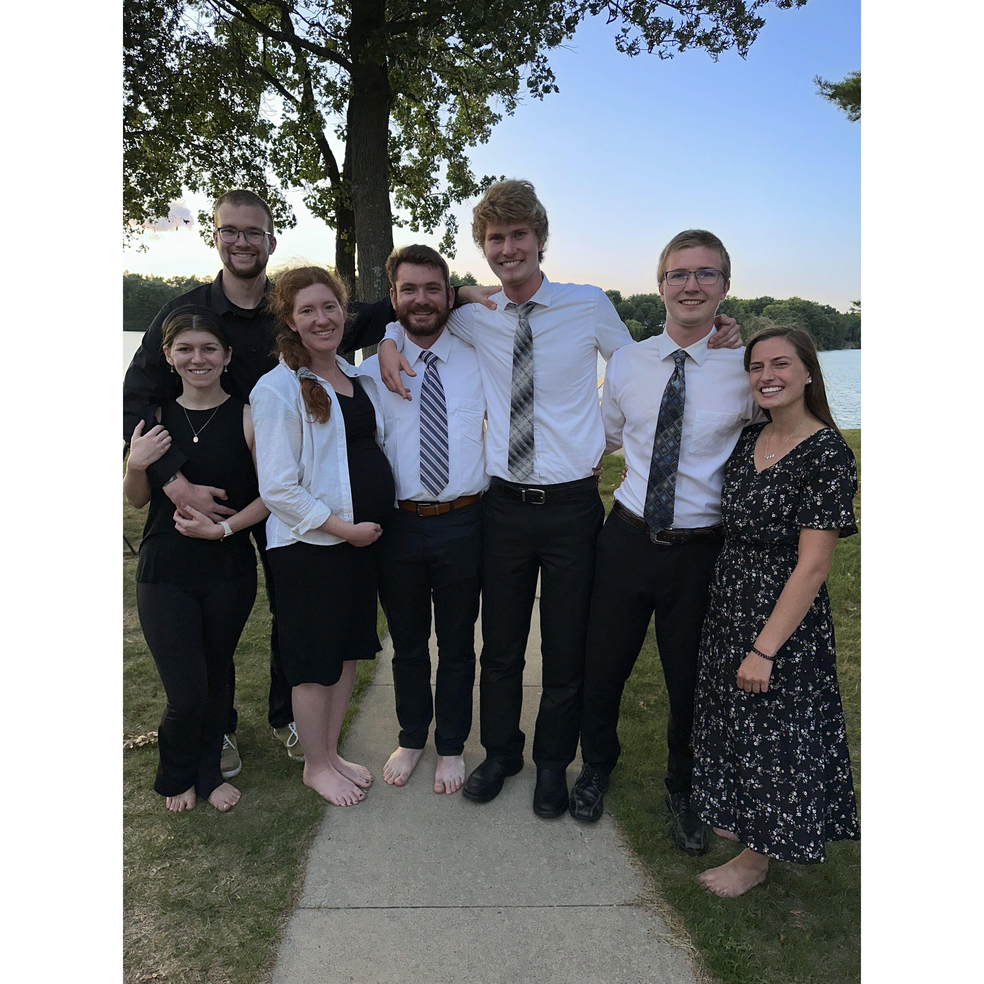 Lucy, TJ, Grace (and baby Eileen), Ben, Joe, Peter, and Lizzy at the Harrigan family vacation