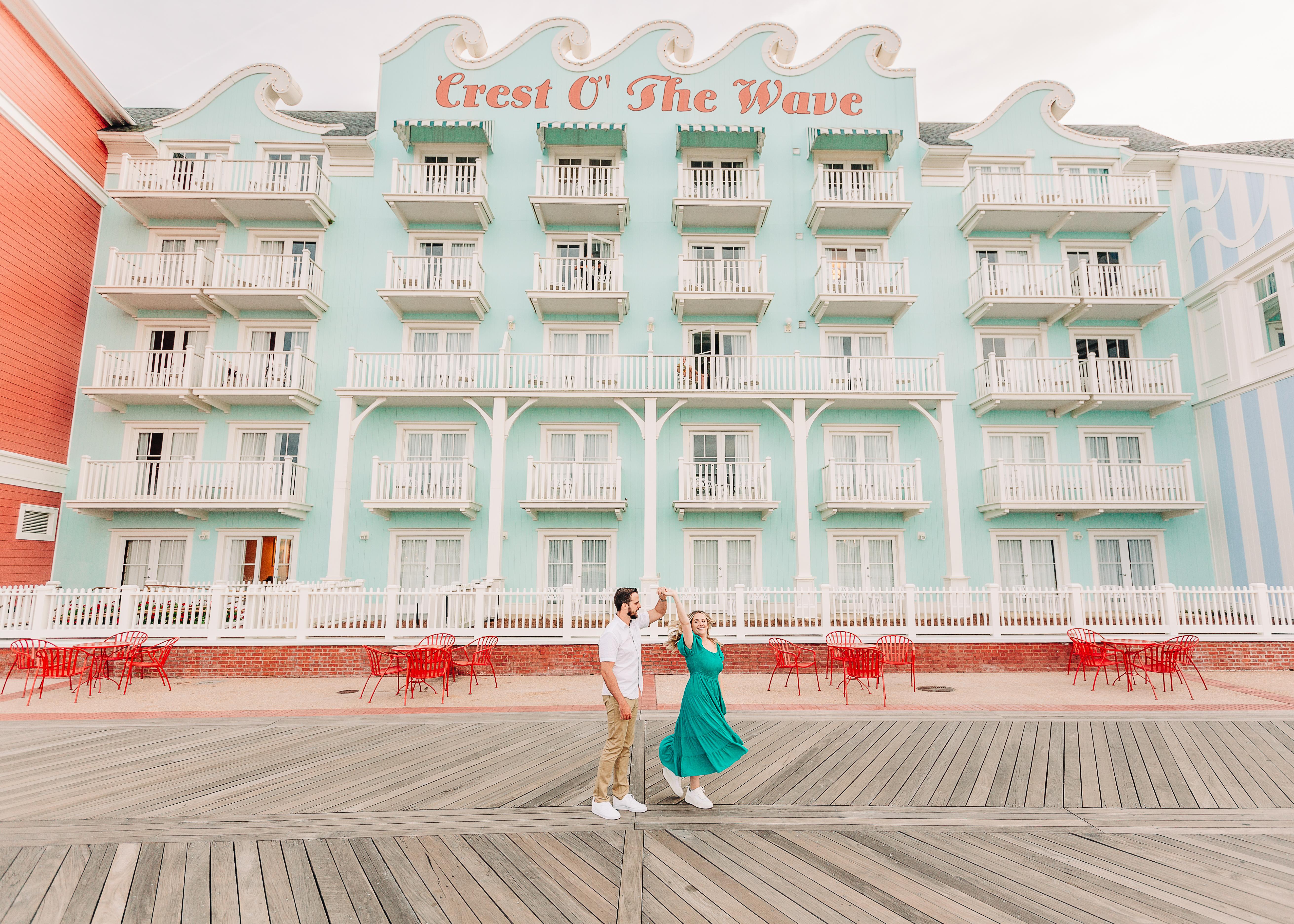 The Wedding Website of Amanda Sausmer and James Robertson