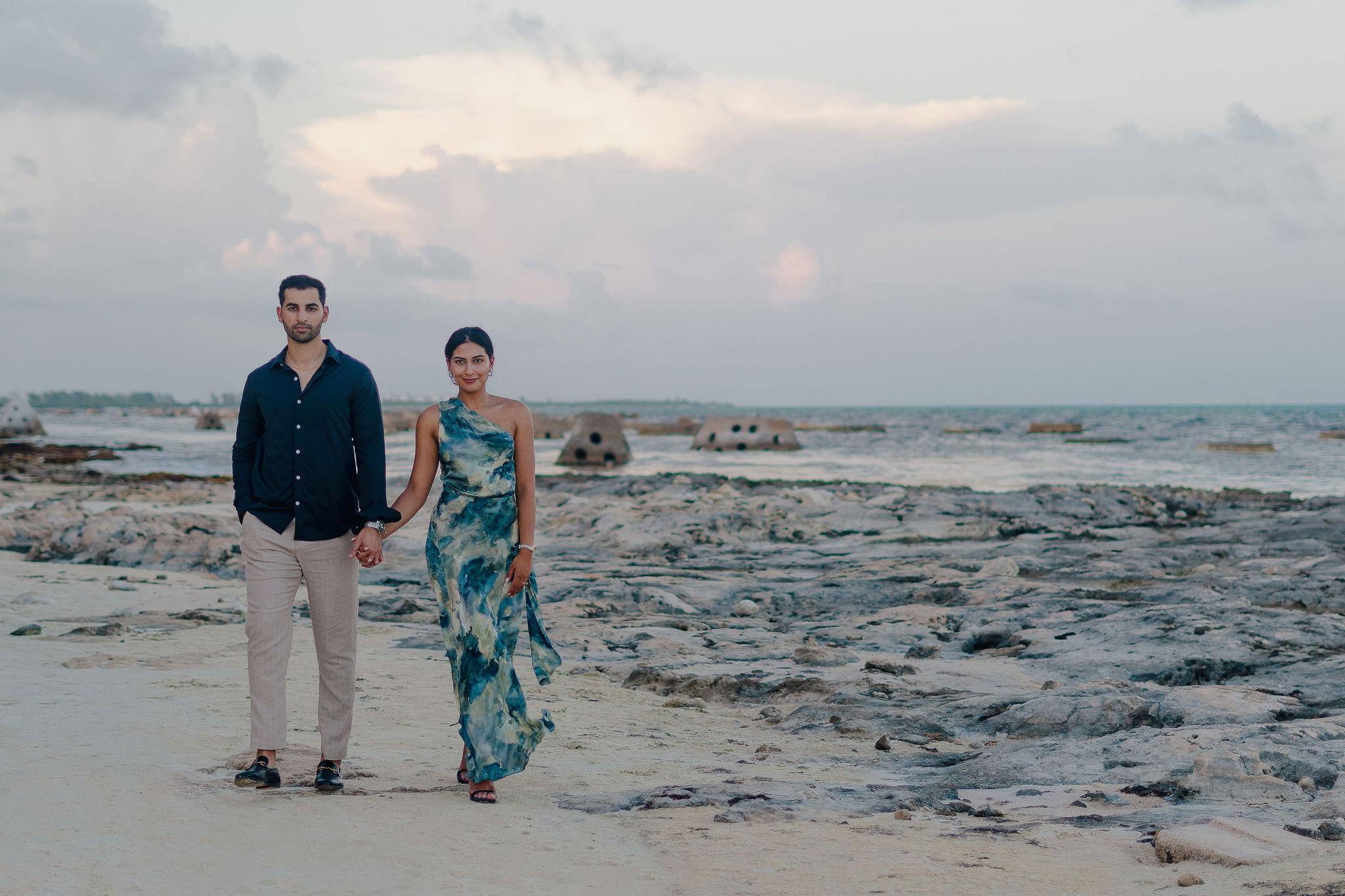 The Wedding Website of Devina Khanna and Kannov Kapoor