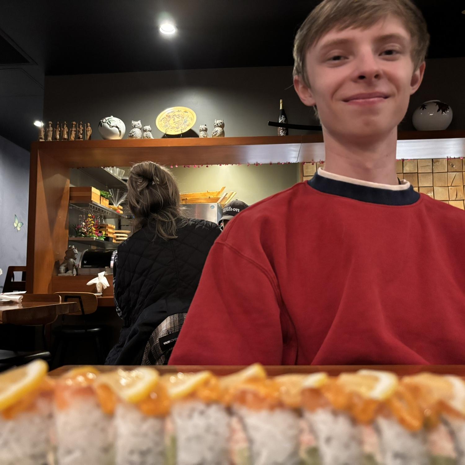 sushi date 🍣