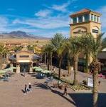 Desert Hills Premium Outlets