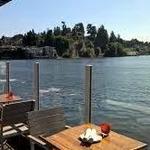 Ray's Boathouse & Café