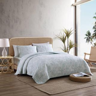 Palmday 3-Piece Reversible Quilt Set