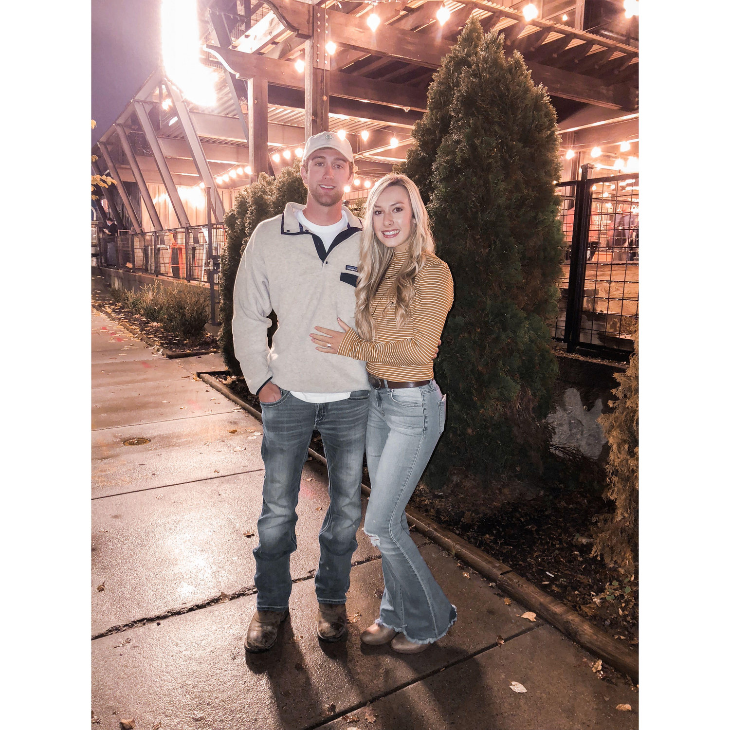 November 8, 2018-
One of our first dates to see Lanco at The Signal in Chattanooga, TN. "Born to Love You" is our personal favorite song!