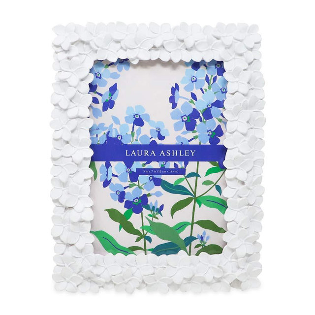 Laura Ashley 5x7 White Flower Textured Hand-Crafted Resin Picture Frame w/ Easel & Hook for Tabletop & Wall Display, Decorative Floral Design Home Décor, Photo Gallery, Art (5x7, White)