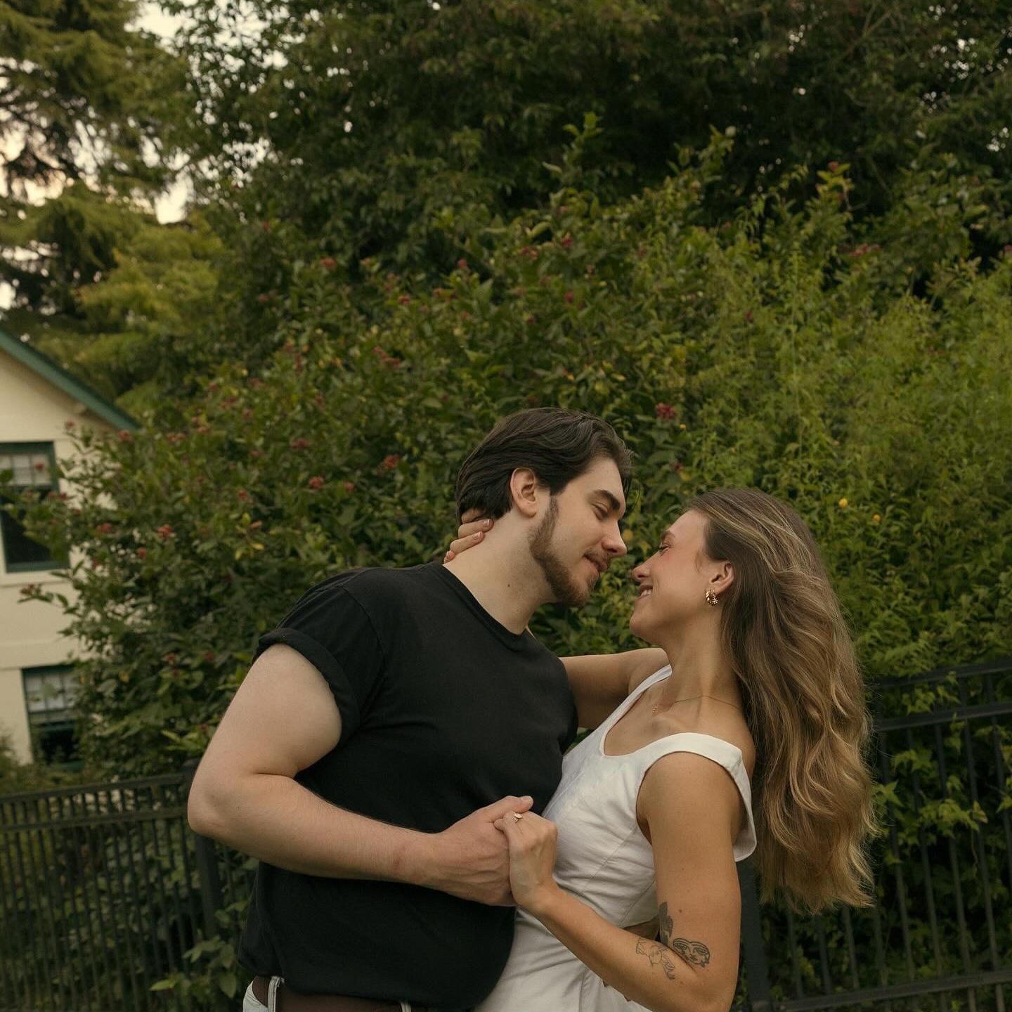 Engagement photos at st.Edward botanical gardens