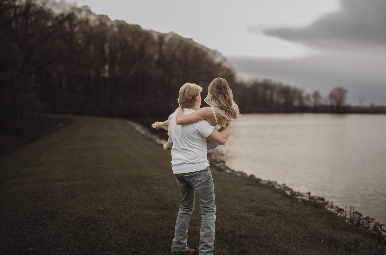 The Wedding Website of Abigail Travelbee and Zach Harker