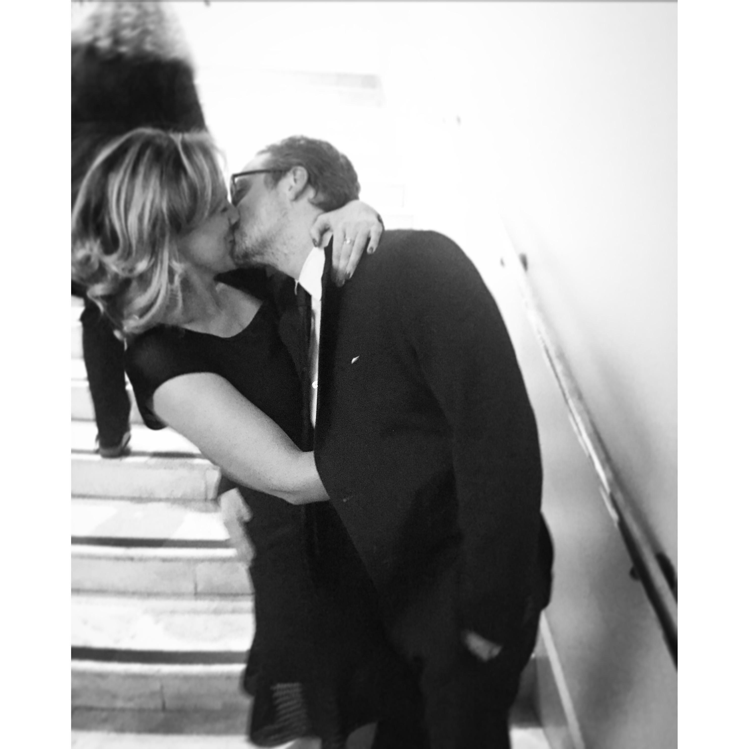 A passionate kiss at the TBA awards ceremony in SF