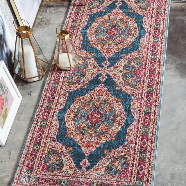 2' 2 x 6' Santiago Runner Rug