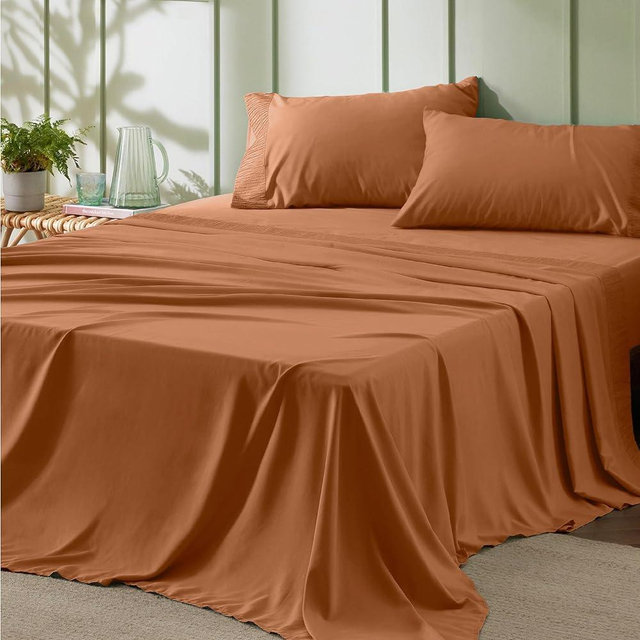 Bedsure King Size Sheets - Soft Sheets for King Size Bed, 4 Pieces Hotel Luxury Terracotta King Sheets, Easy Care Polyester Microfiber Cooling Bed Sheet Set