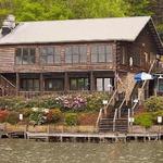Lake House Restaurant Bar & Grill