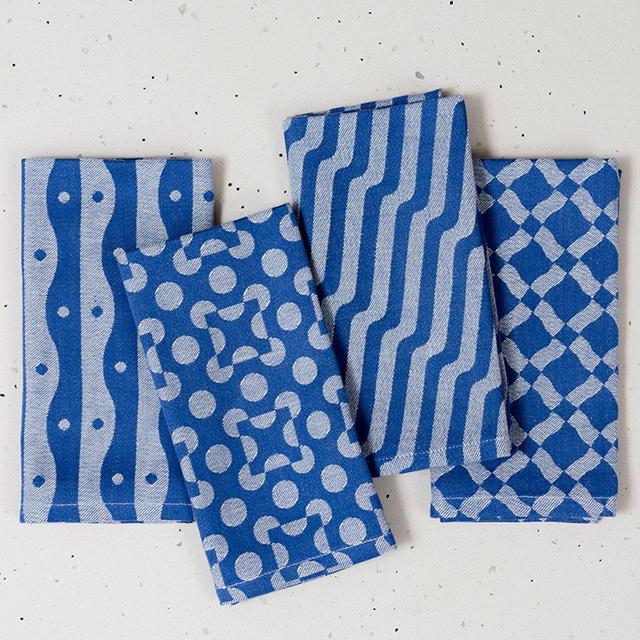 Set of 4 funky Blue Napkins