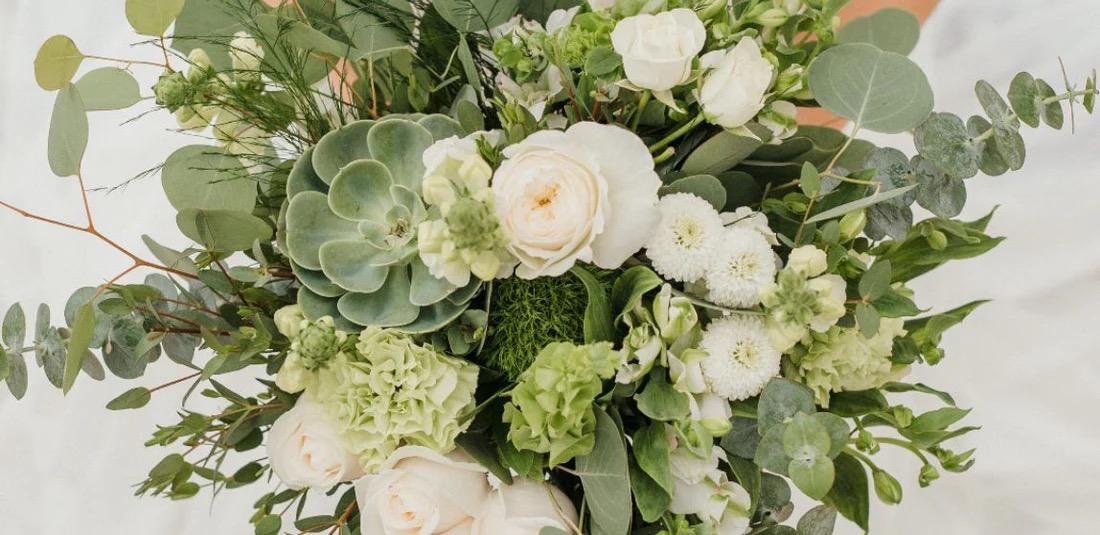The Wedding Website of Dominique Capolongo and Joseph Monahan