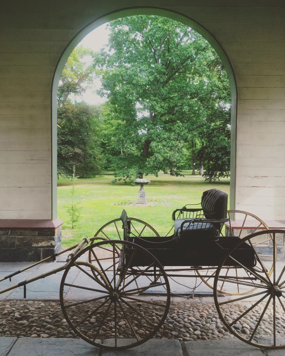The Wedding Website of Paris Yee and Ellie Nutter