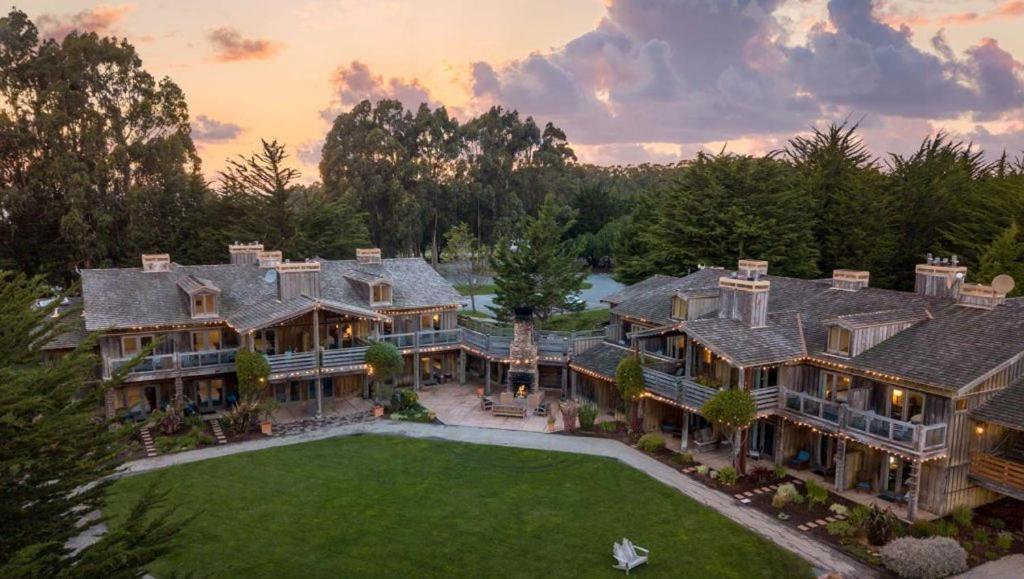 The Wedding Website of Maddison Trester and Brady Navarro