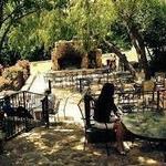Bedlam BAR-B-Q Dine in and patio