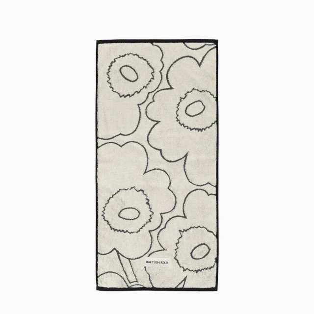 Piirto Unikko hand towel, 50 x 100 cm, ivory - black