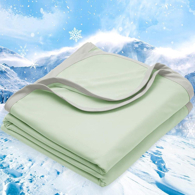 PHF Double Cooling Blanket for Hot Sleepers King Size, Arc-Chill Q-Max>0.5 with Double Cooling, Summer Blanket Absorbs Heat to Keep Cool All Night for Night Sweats (Green, 108''x90'')