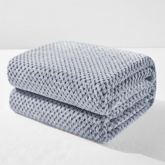 Exclusivo Mezcla Fleece Bed Blanket Queen Size, Super Soft and Warm Blankets for Couch, Sofa and Bed Waffle Textured, Cozy, Fuzzy and Lightweight (Mixed Navy Blue, 90x90 inches)