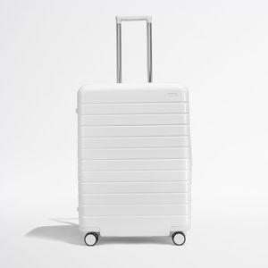 The Medium in Pearl White