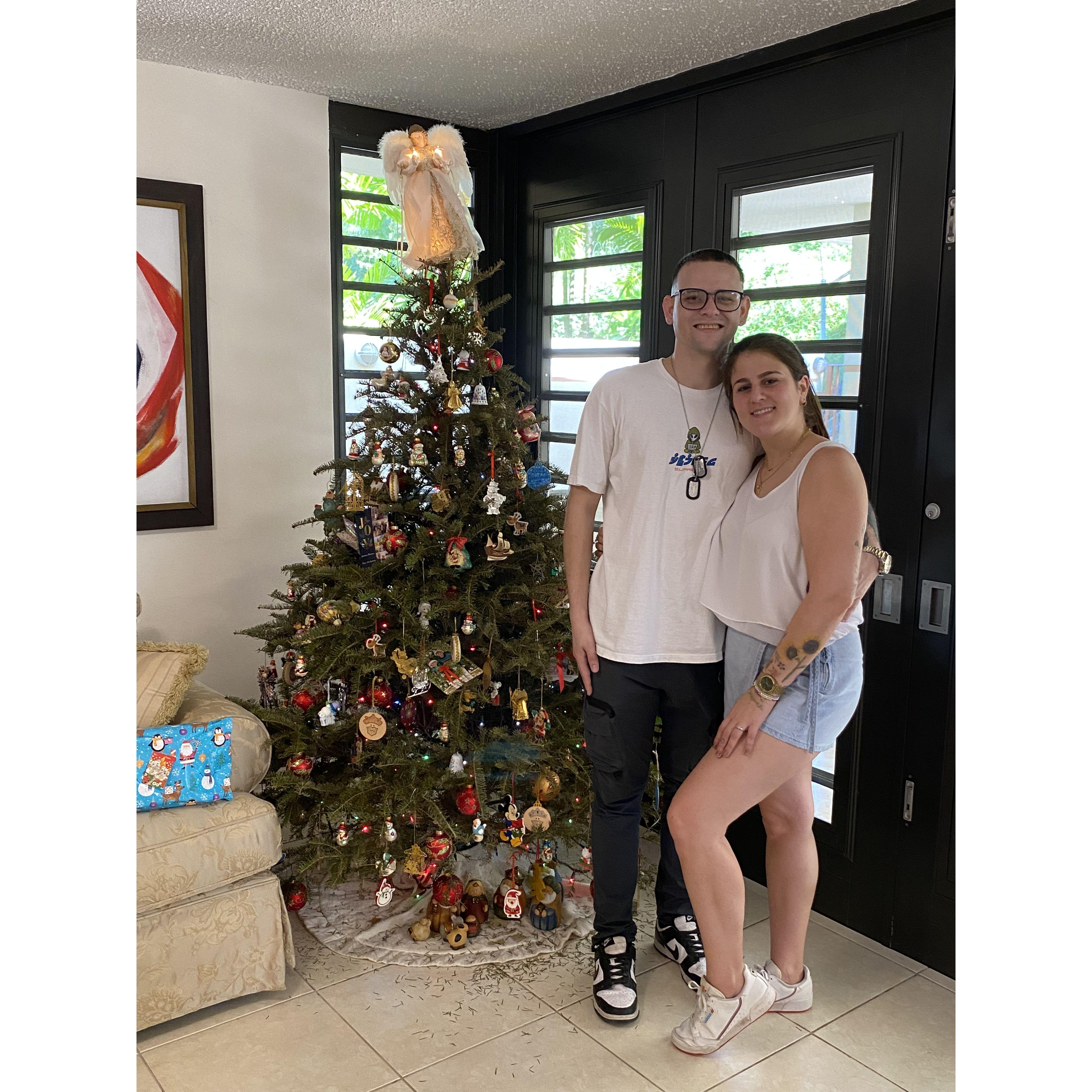 Celebrando nuestro compromiso el día de Navidad 💍🎄
