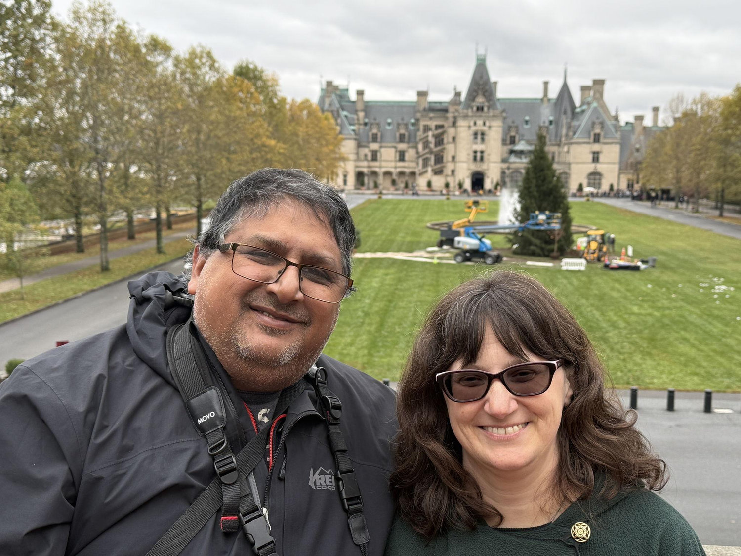 The Wedding Website of Vernon Mascarenhas and Michelle Mascaro