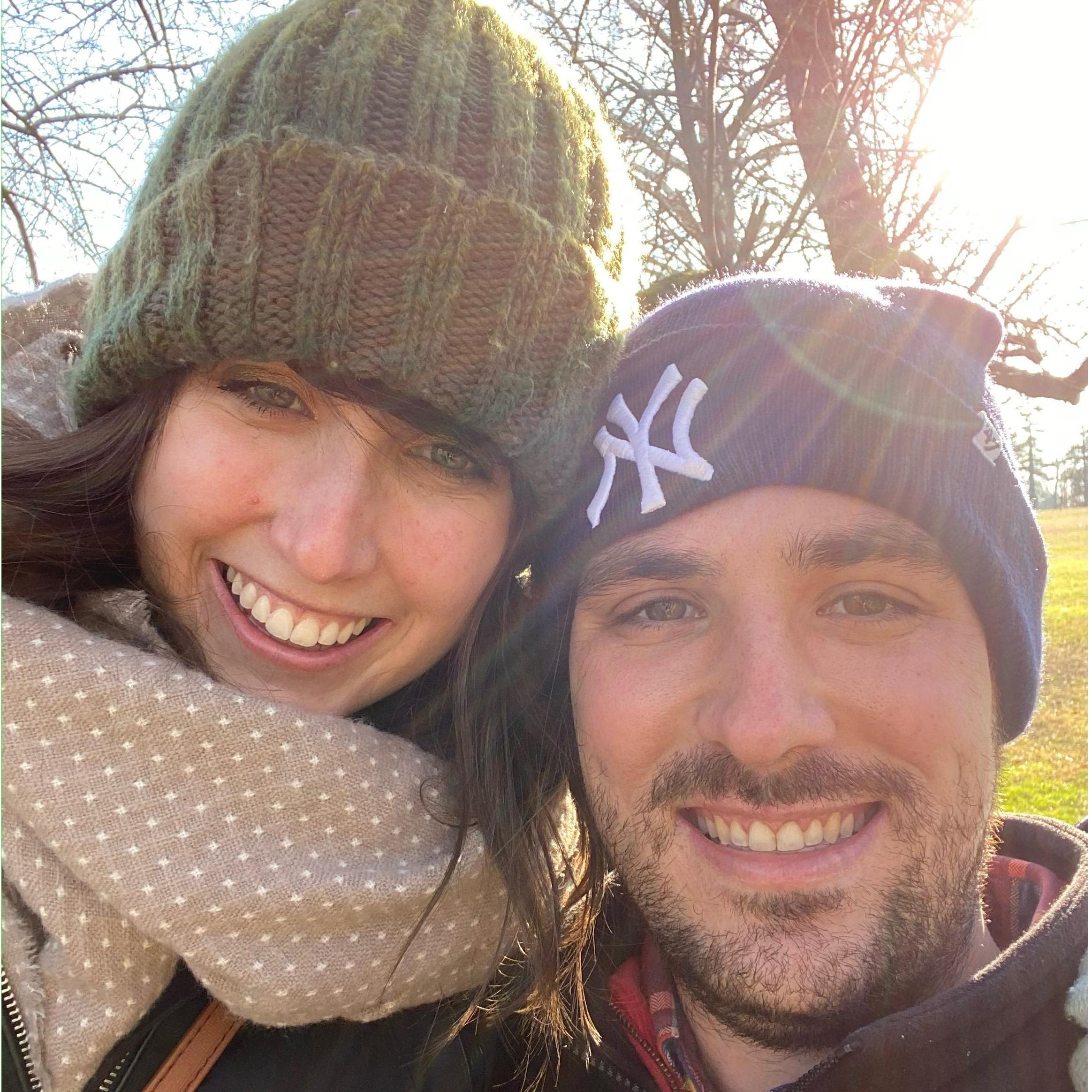 Our spontaneous winter photoshoot in Rose Tree Park!