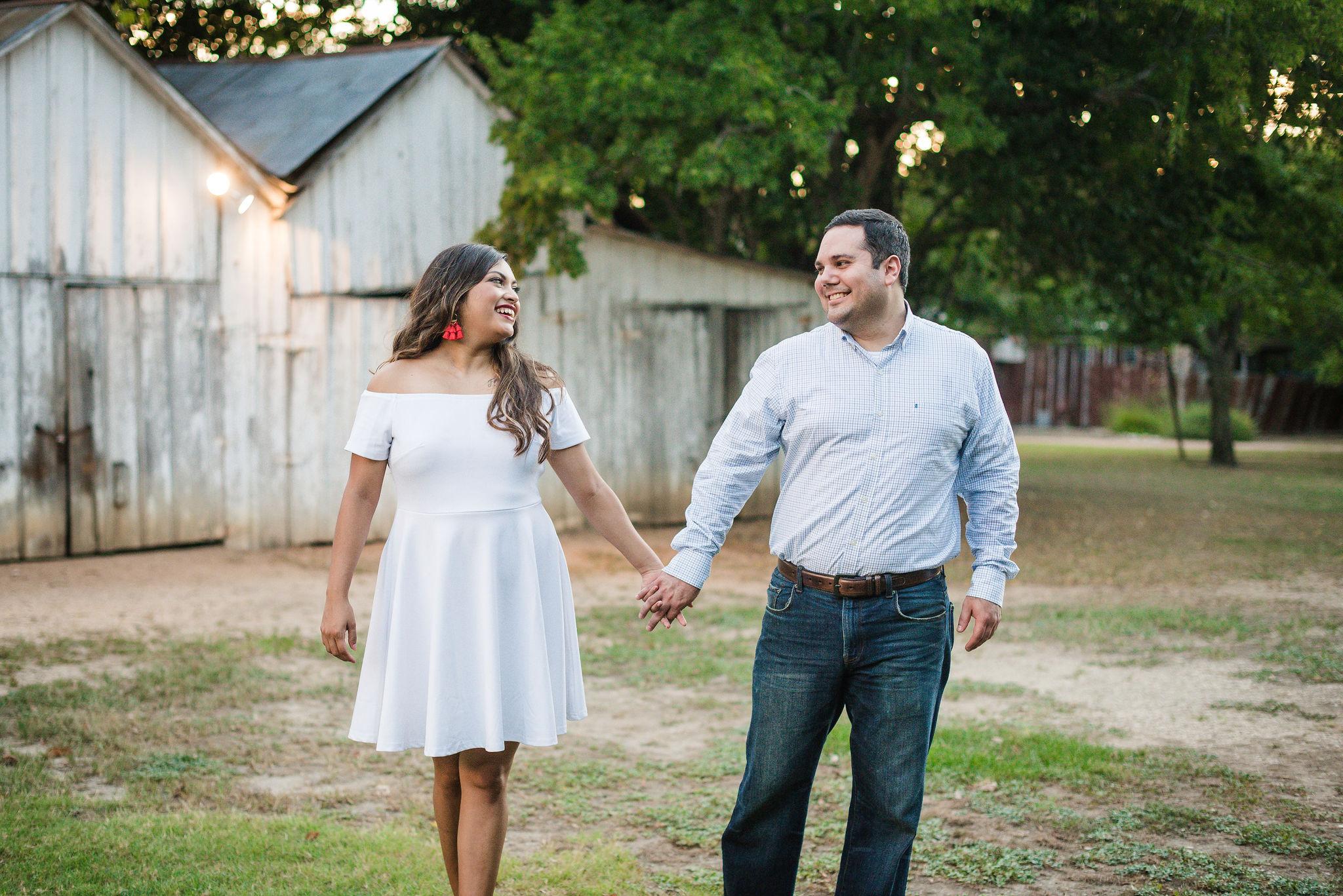 The Wedding Website of Amy Alvarez and Mauro Reyes