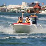 Cancun Speedboat