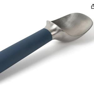 Calphalon Edge Ice Cream Scoop, Stainless Steel Ice Cream Scoop with Ergonomic Handle, Heavy-Duty Dipper for Hard Ice Cream, Gelato & Frozen Desserts, Navy