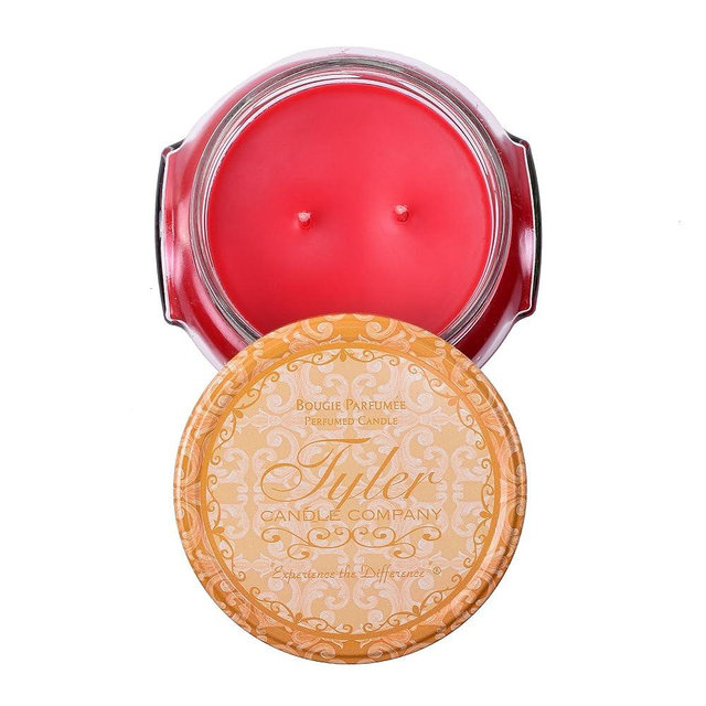 Tyler Candle Co. A Christmas Tradition 22oz Candle