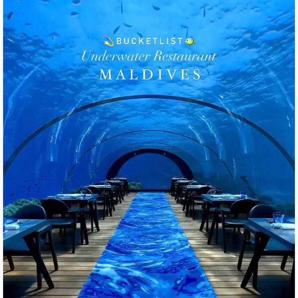 Cena bajo el mar en 5.8 restaurante submarino Maldivas