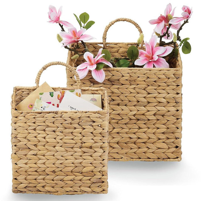 Set of 2 Wicker Hanging Basket for Organizing, Front Door, Mail, Flowers - Woven Wall Baskets for Storage