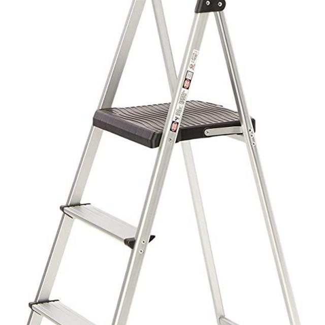 Rubbermaid RM-SLA3-T 3-Step Ultra Light Aluminum Step Stool with Project Tray, 225-Pound Capacity, Grey Finish