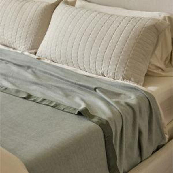 Bamboo Blanket In Sage - Queen